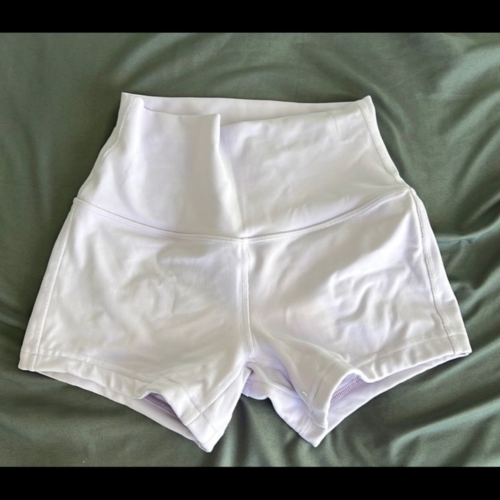 Lululemon size 4 align shorts 4” inseam